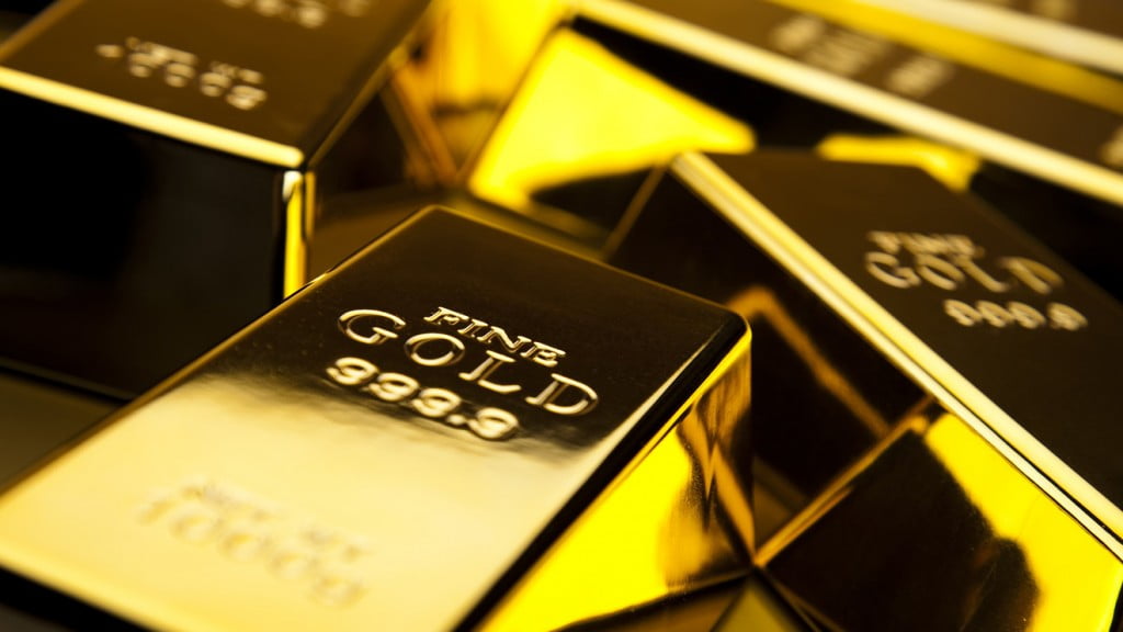 Delhi Man Arrested with ₹8 Crore Worth of Gold at Toll Plaza 