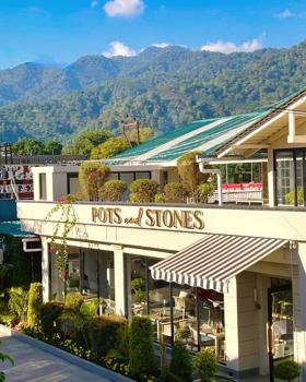 Pots & Stones, Coffee & Eatery Restaurant in Haldwani