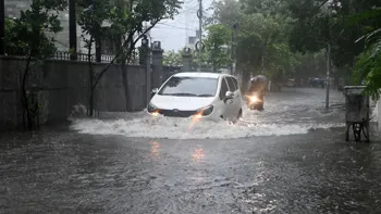 Tamil Nadu Faces Heavy Rainfall: Government Declares Holiday in Northern Districts