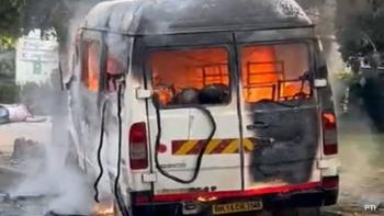 Trapped Inside as Flames Raged – Pune Bus Fire Kills Four, Injures Five