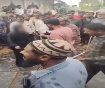 Mob Crime in Bengaluru Woman Brutally Attacked Outside Mosque Over Domestic Dispute