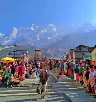 Ensuring Stronger Security at Religious and Tourist Sites: Chief Minister's Directive