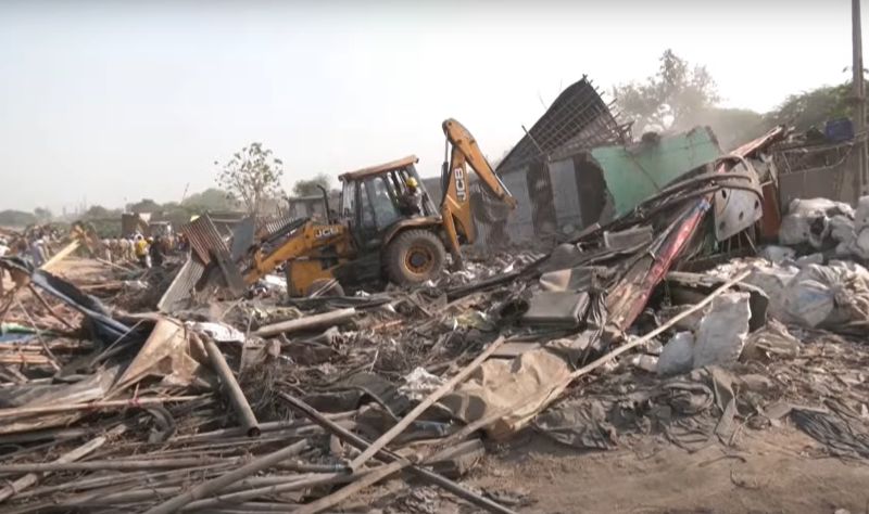 Crackdown Near Chandola Lake Sparks Massive Operation to Clear Illegal Settlements 