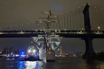 Tragedy on the East River as Mexican Naval Ship Collides with Brooklyn Bridge