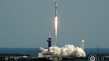 SpaceX Strengthens Global Connectivity with Successful Launch of 27 Starlink Satellites and Precision Rocket Landing