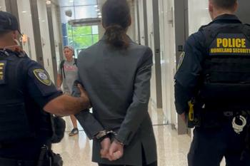 Immigration Courts Turn Into Arrest Zones as Migrants Protesters and Pastor Detained in Manhattan