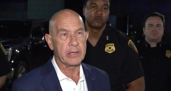 Chaos Unfolds in Houston as Police Raid Illegal After-Hours Club in North Side Operation