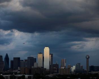 Thunderstorms Loom Over Texas as Severe Weather Threatens the Week Ahead