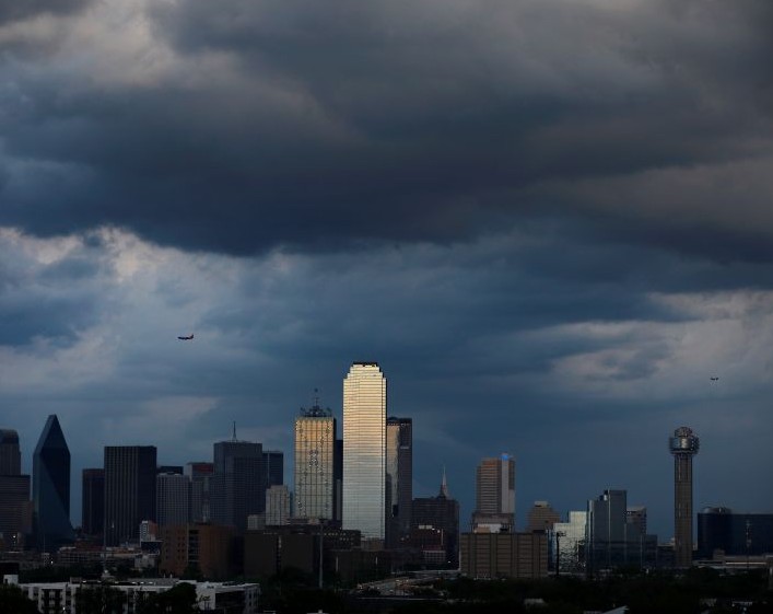 Thunderstorms Loom Over Texas as Severe Weather Threatens the Week Ahead