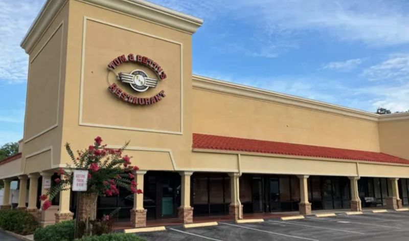 Beloved Jacksonville Restaurant Tom and Betty's Closes After 54 Years of Memories and Meals