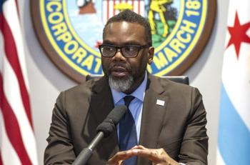 Chicago Faces Deepening Budget Challenges as Mayor Johnson Confronts Growing Deficit