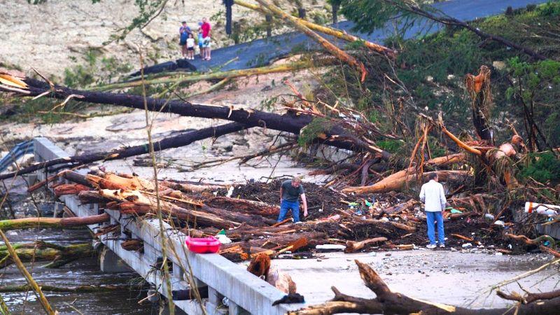 Rising Toll in Texas Hill Country Floods as Houston Families Mourn Loved Ones Lost