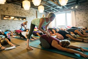 Red Skies Yoga – A Jacksonville Yoga Center Offering Classes for Every Body