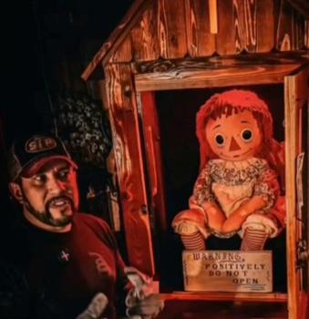 Paranormal Expert Dan Rivera Dies After Annabelle Doll Tour