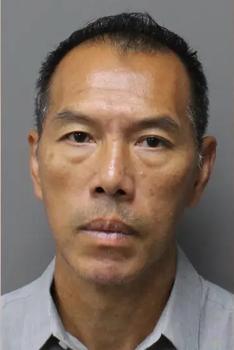 Dallas Police Officer Accused of Stealing from Apple Stores