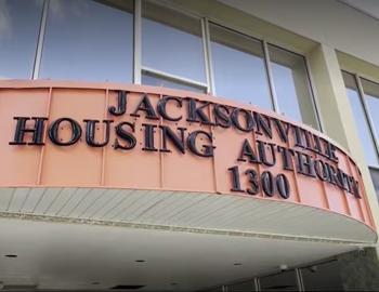 Mother Sues Jacksonville Housing Authority Over Lack of Wheelchair Ramp