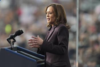 Kamala Harris Declines California Governor Bid Keeping 2028 Presidential Hopes Alive