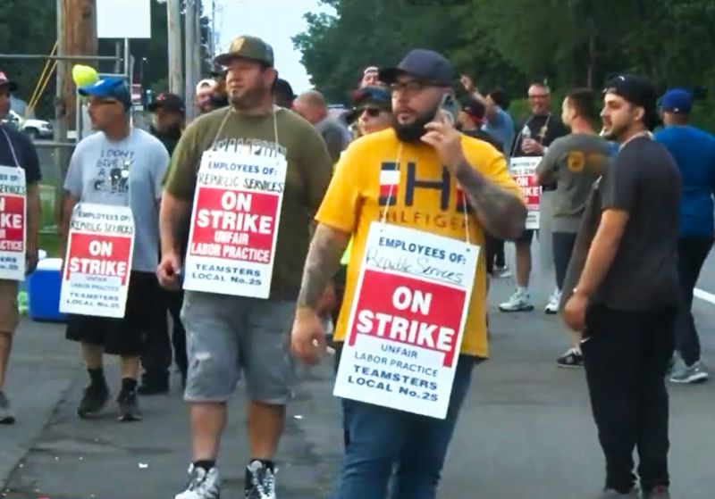 Republic Services Strike Enters Second Month With No Agreement in Sight