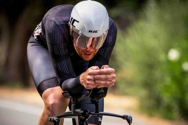 Brave Cyclist Fatally Stabbed While Protecting Mother and Children at San Francisco Train Station