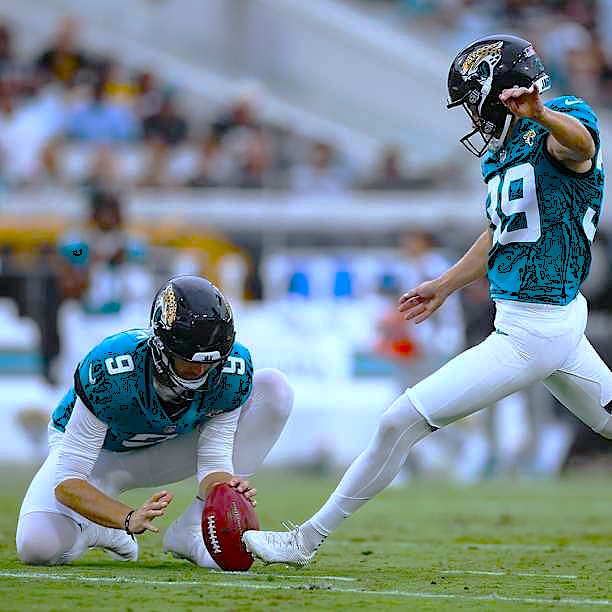Cam Little Drills 70-Yard Field Goal in Jaguars Preseason Loss to Steelers