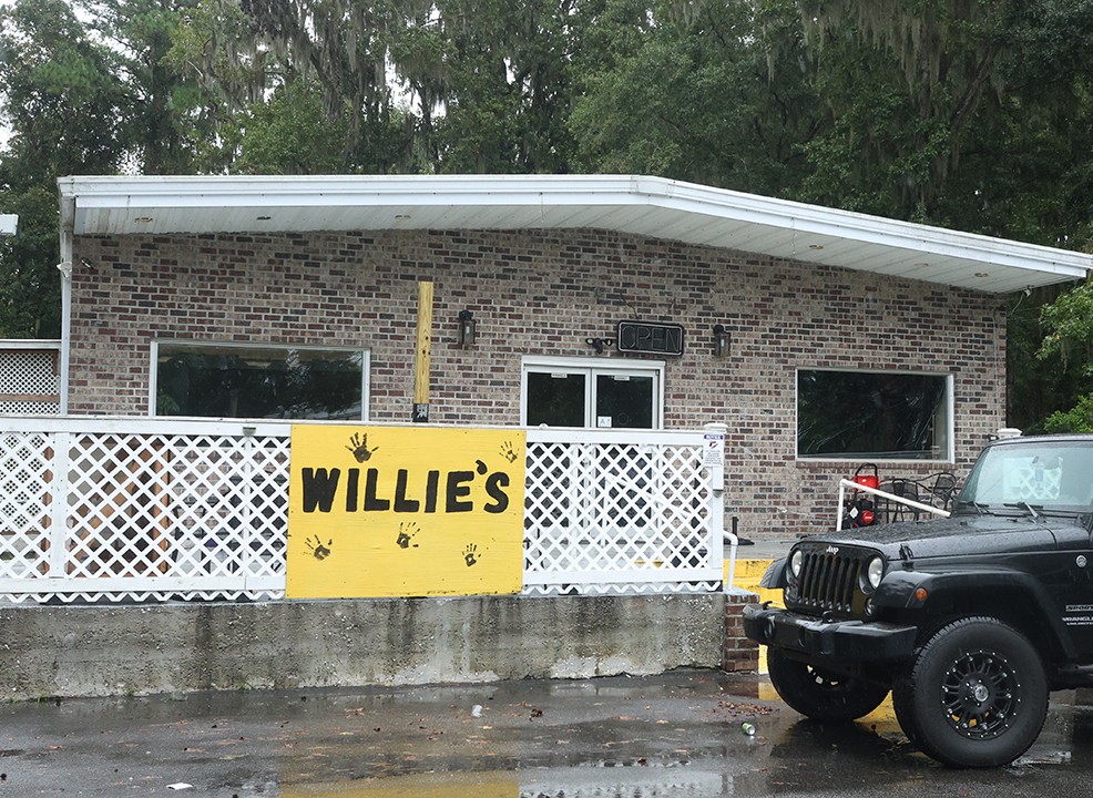 4 Killed, 20 Injured in Mass Shooting at St. Helena Island Bar