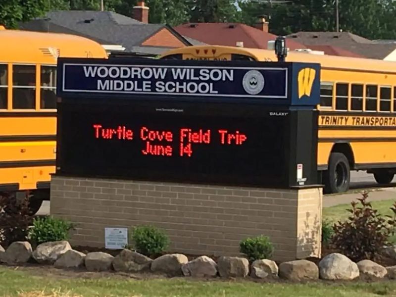 Norovirus Suspected as Wyandotte Middle School Shuts Down