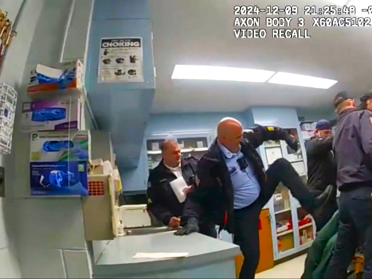 Four New York Prison Guards Sentenced in Inmate Killing