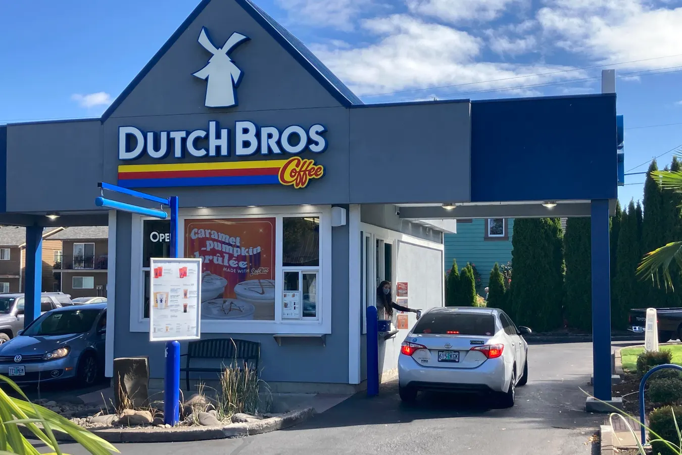 Dutch Bros Expands in Florida with Two New Locations