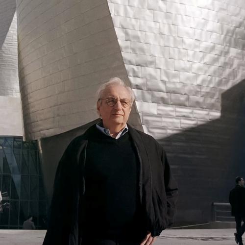 Architect Frank Gehry dies at 96 in Santa Monica home