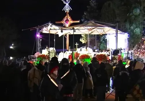 Pilgrims Gather in Des Plaines for Our Lady of Guadalupe Celebration