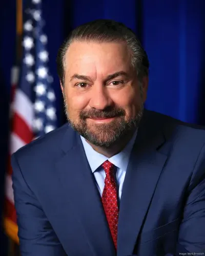 Former Arizona Attorney General Mark Brnovich Dies at 59 in Phoenix