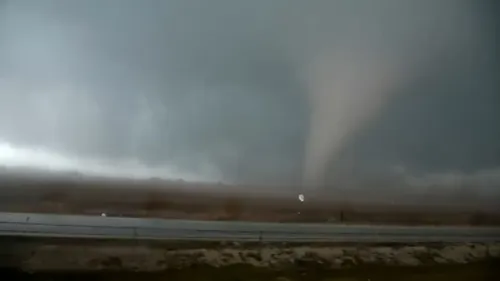 Tornadoes Tear Through Illinois and Indiana, Destroying Homes and Overwhelming Emergency Services