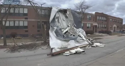Chicago High Winds Ground Flights, Knock Out Power for Thousands on St. Patrick's Day
