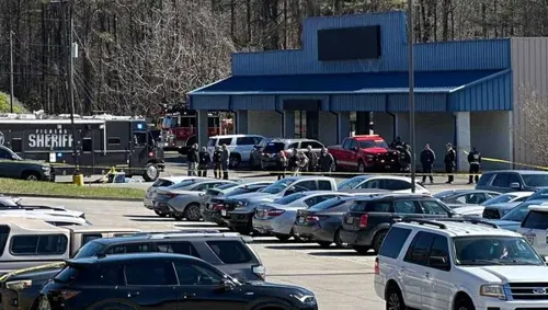 Jasper VA clinic shooting: Suspect shot, one victim airlifted, police say