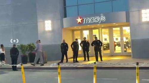 Sherman Oaks smash-and-grab: Three suspects use sledgehammers to hit Macy’s at Westfield Fashion Square