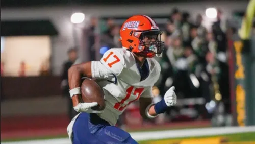 Justin Johnson commits to Illinois after state-track breakout