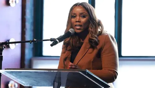 Federal Investigation Targets New York City Council Member Over Migrant Shelter Contracts