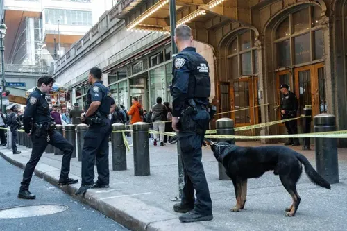 Man Shot Dead by Police After Machete Attack Injures Three at New York City’s Grand Central Station