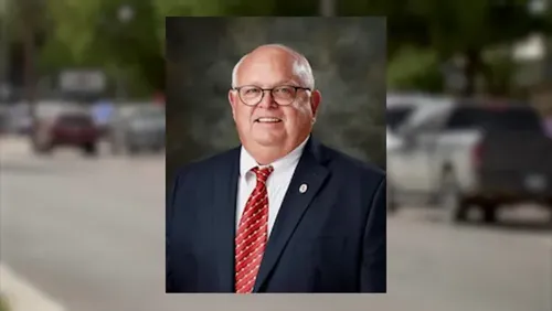 Oklahoma High School Principal Thwarts Armed Attack, Injured While Disarming Suspect