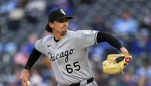 Davis Martin Emerges as Key Starter Amid White Sox Rotation Shakeup