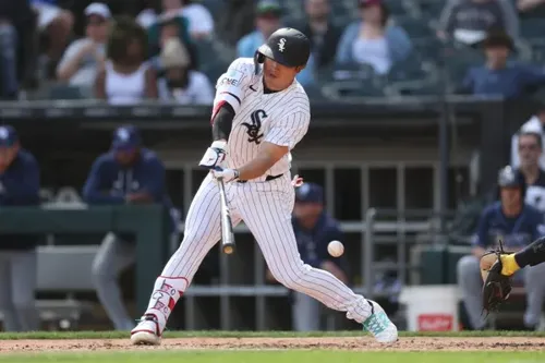 White Sox Slugger Munetaka Murakami Adapting to MLB Pitching Amid Team's Offensive Struggles