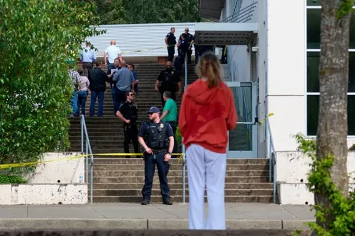 Six Injured in Stabbing at Tacoma High School; Student Arrested on Assault Charges