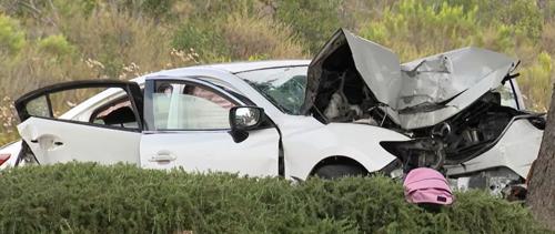 14-year-old girl killed, several injured after car crashes into tree in San Carlos