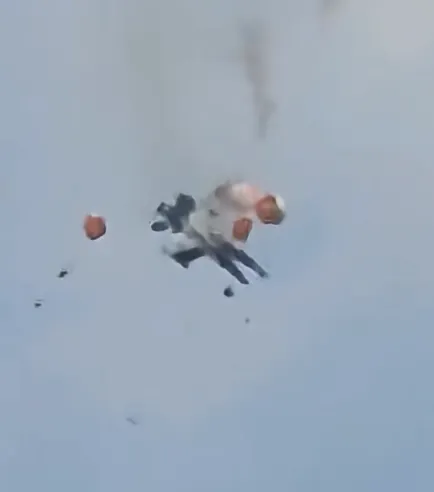 Four Crew Members Eject Safely After Navy Jets Collide During Idaho Air Show