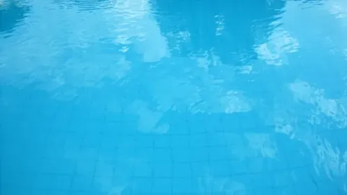 Phoenix Police Investigating After Man Found Unresponsive in Swimming Pool Near Indian School Road