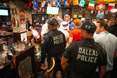 Dallas Bar Evacuated as England Fans Drink 5,000 Beers Before World Cup Match