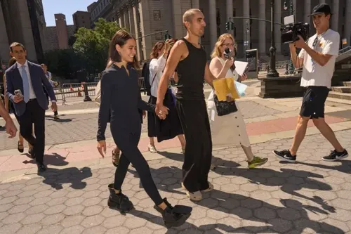 Couple Arrested After Scaling Empire State Building for Proposal Stunt