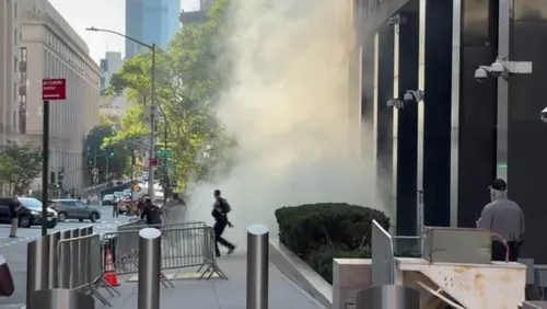 Army Veteran Arrested for Fireworks Fire Outside Federal Building in Lower Manhattan