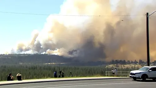 Fast-Moving Old Trails Fire Forces Evacuations in Spokane, Washington
