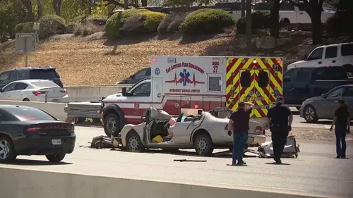 Tragic Crash on Interstate 10 Claims Life of Male Driver in San Antonio